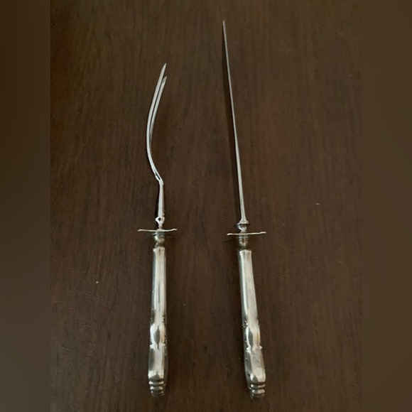 Cheltenham and Co. Knife and Fork Carving Set, made in England, rarely used. - Picture 3 of 5